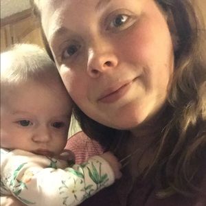 Meet your Posher, Danyelle